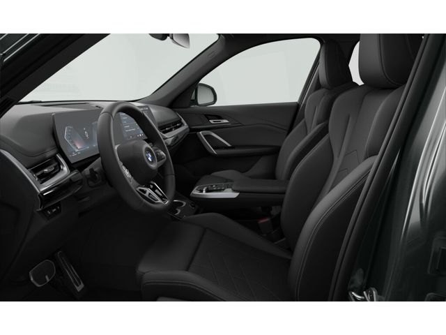 BMW X1 sDrive20i color Gris Plata. Año 2024. 125KW(170CV). Gasolina. En concesionario Caetano Cuzco, Salvatierra de Madrid