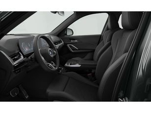 Fotos de BMW X1 sDrive20i color Gris Plata. Año 2024. 125KW(170CV). Gasolina. En concesionario Caetano Cuzco, Salvatierra de Madrid
