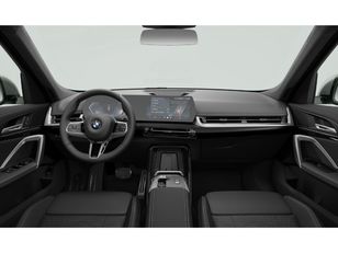 Fotos de BMW X1 sDrive20i color Gris Plata. Año 2024. 125KW(170CV). Gasolina. En concesionario Caetano Cuzco, Salvatierra de Madrid