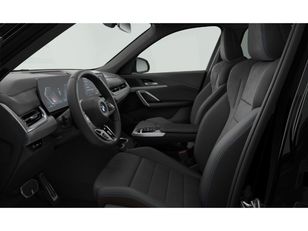 Fotos de BMW X1 sDrive20d color Negro. Año 2024. 120KW(163CV). Diésel. En concesionario Caetano Cuzco, Salvatierra de Madrid