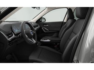 Fotos de BMW X1 xDrive30e color Blanco. Año 2024. 240KW(326CV). Híbrido Electro/Gasolina. En concesionario Motri Motor Jaén de Jaén