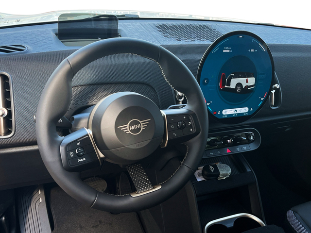 Foto 13 MINI  Countryman SE ALL4 230 kW (313 CV)