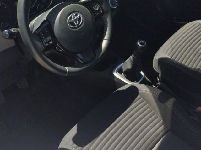 Toyota Yaris 1.5 Active 82 kW (111 CV)