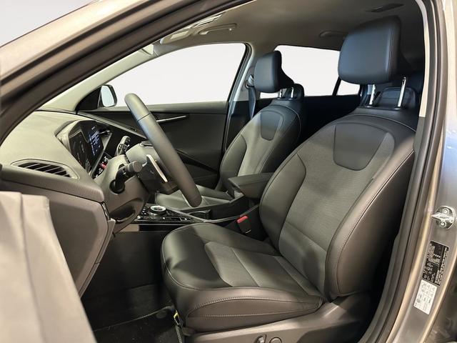 Foto 10 Kia Niro 1.6 GDi HEV Drive 95 kW (129 CV)