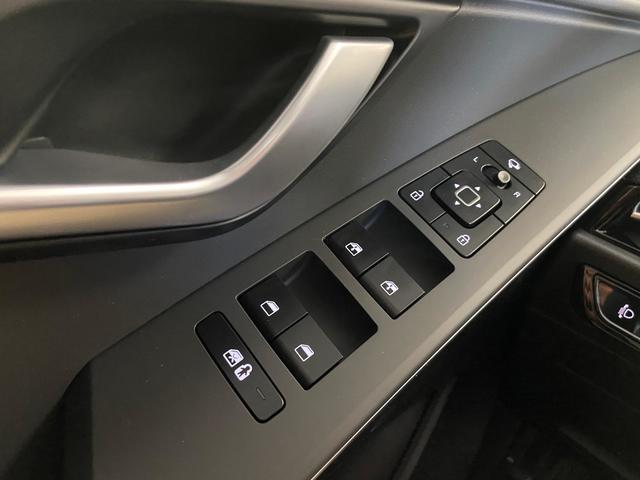 Foto 24 Kia Niro 1.6 GDi HEV Drive 95 kW (129 CV)