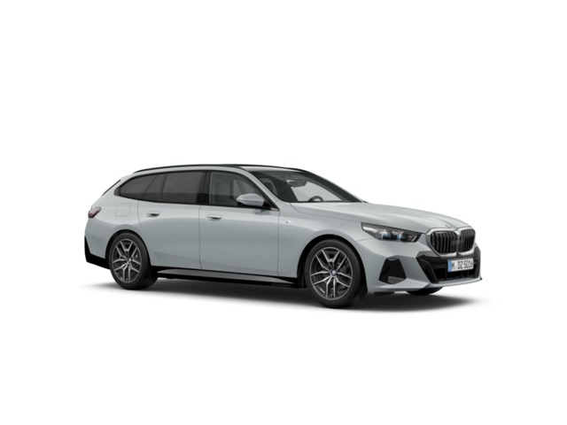 BMW Serie 5 520d Touring color Gris. Año 2024. 145KW(197CV). Diésel. En concesionario Movilnorte El Carralero de Madrid