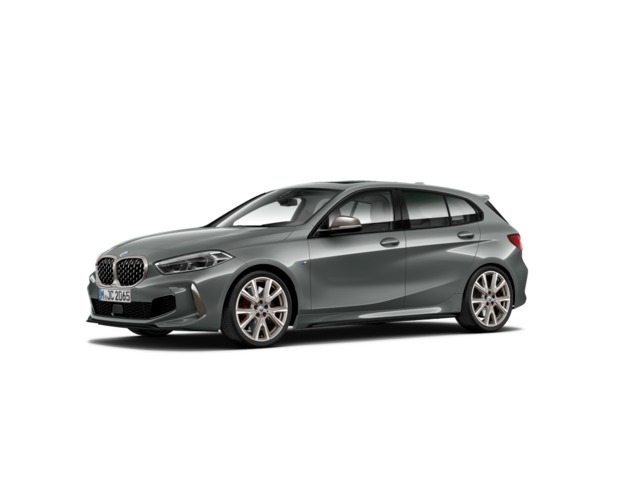 BMW Serie 1 M135i color Gris. Año 2022. 225KW(306CV). Gasolina. En concesionario Movilnorte El Plantio de Madrid