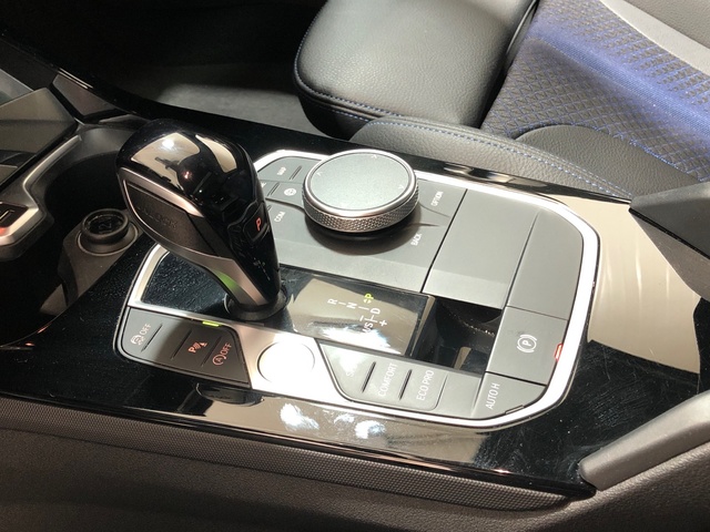 BMW Serie 1 M135i color Gris. Año 2022. 225KW(306CV). Gasolina. En concesionario Movilnorte El Plantio de Madrid