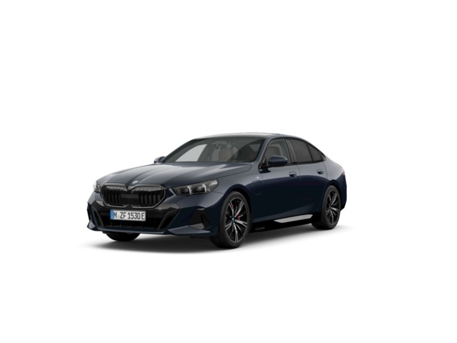 BMW Serie 5 530e color Negro. Año 2025. 220KW(299CV). Híbrido Electro/Gasolina. En concesionario Movilnorte El Plantio de Madrid