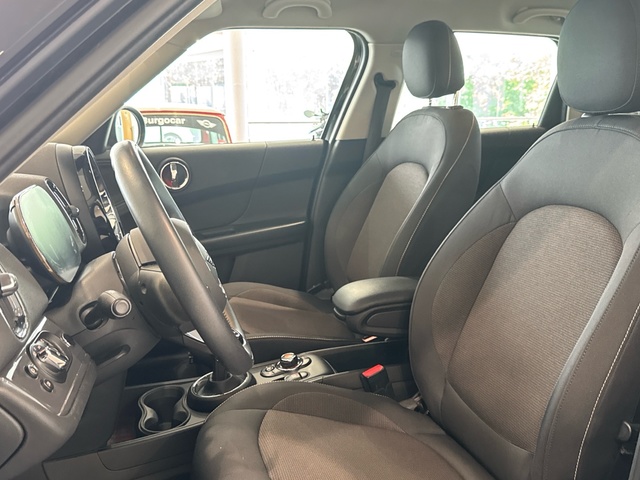 fotoG 15 del MINI MINI Countryman Cooper 100 kW (136 CV) 136cv Gasolina del 2021 en Burgos