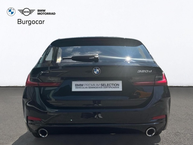 BMW Serie 3 320d Touring color Negro. Año 2024. 140KW(190CV). Híbrido Electro/Diesel. En concesionario Motor Gorbea de Álava