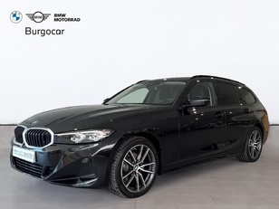 Fotos de BMW Serie 3 320d Touring color Negro. Año 2024. 140KW(190CV). Híbrido Electro/Diesel. En concesionario Motor Gorbea de Álava
