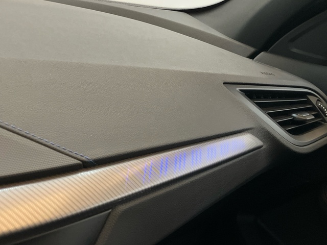 BMW Serie 1 118d color Gris. Año 2024. 110KW(150CV). Diésel. En concesionario Proa Premium Palma de Illes Balears