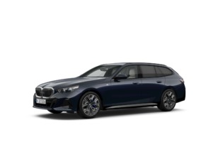 Fotos de BMW Serie 5 540d Touring color Negro. Año 2025. 223KW(303CV). Diésel. En concesionario BYmyCAR Madrid - Alcalá de Madrid