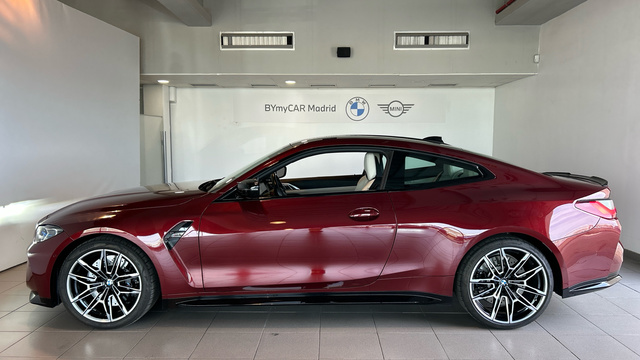 BMW M M4 Coupe Competition color Rojo. Año 2021. 375KW(510CV). Gasolina. En concesionario BYmyCAR Madrid - Alcalá de Madrid