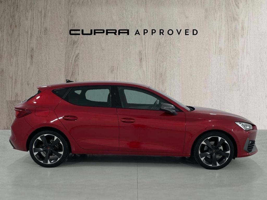 CUPRA León 1.5 eTSI en Barcelona
