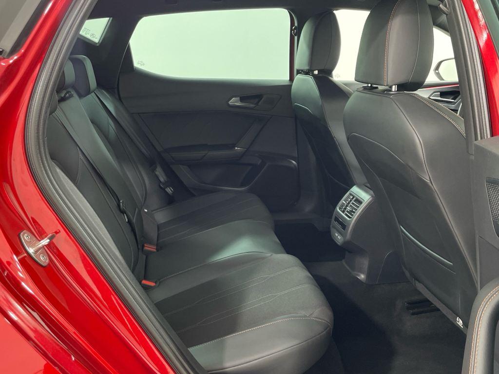 CUPRA León 1.5 eTSI en Barcelona