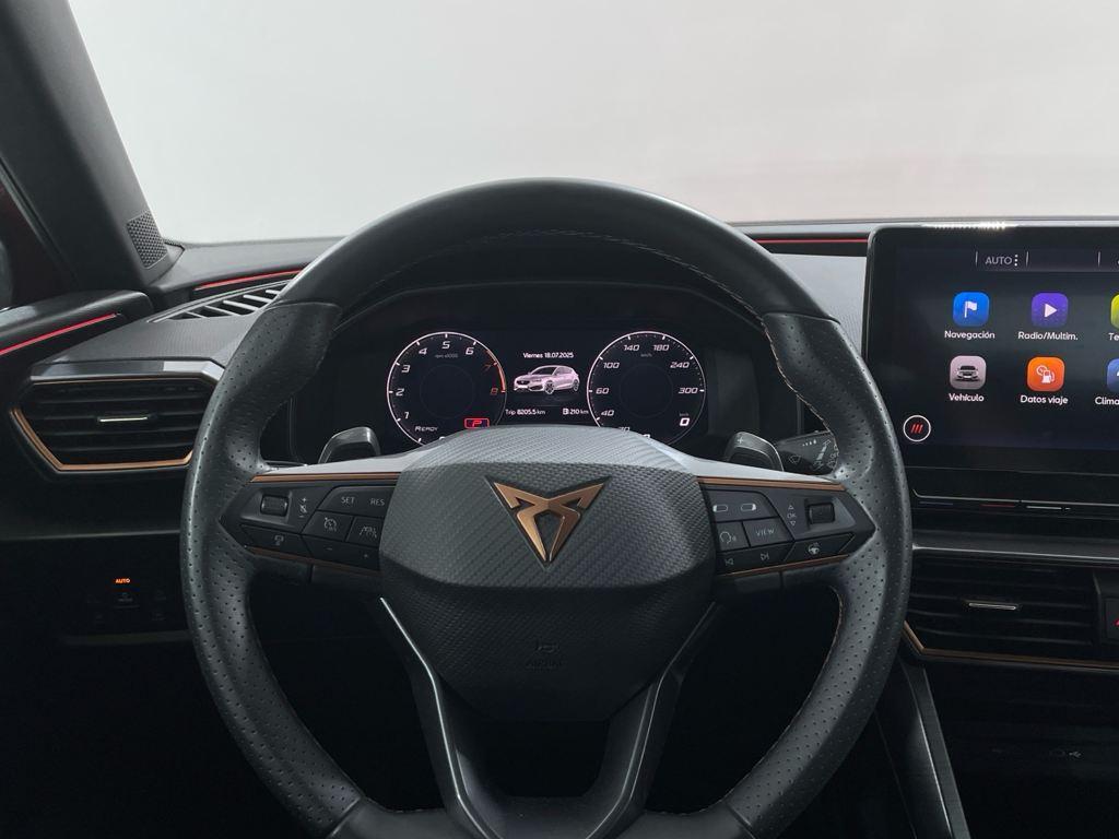 CUPRA León 1.5 eTSI en Barcelona