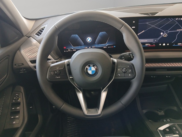 BMW Serie 1 120d color Negro. Año 2024. 120KW(163CV). Diésel. En concesionario ALZIRA Automoviles Fersan, S.A. de Valencia