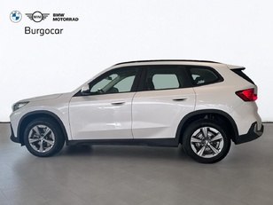 Fotos de BMW X1 sDrive20i color Blanco. Año 2023. 125KW(170CV). Híbrido Electro/Gasolina. En concesionario Motor Gorbea de Álava