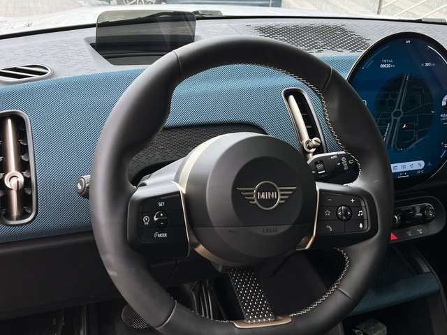 fotoG 12 del MINI MINI Countryman E 150 kW (204 CV) 204cv Eléctrico del 2025 en Murcia