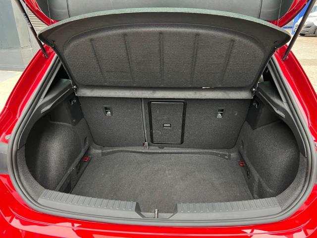 SEAT León 1.5 eTSI S&S FR Go L DSG 110 kW (150 CV)