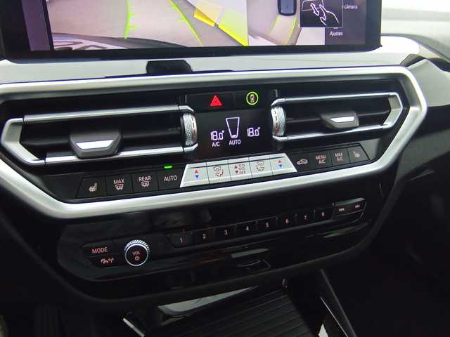 BMW X3 xDrive30e color Negro. Año 2024. 215KW(292CV). Híbrido Electro/Gasolina. En concesionario Augusta Aragon S.A. de Zaragoza