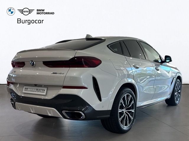 BMW X6 xDrive40d color Blanco. Año 2021. 250KW(340CV). Diésel. En concesionario Burgocar (Bmw y Mini) de Burgos