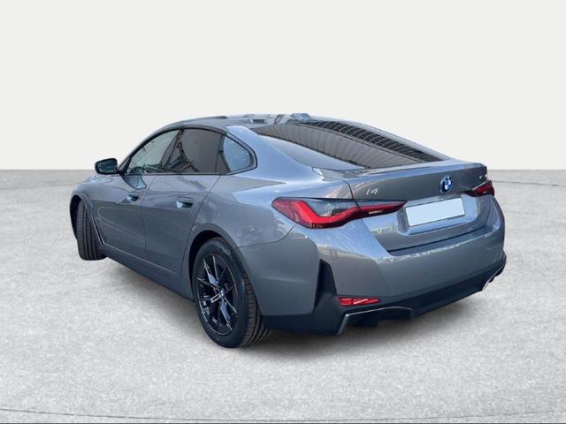 BMW i4 eDrive35 color Gris. Año 2025. 210KW(286CV). Eléctrico. En concesionario Ilbira Motor | Granada de Granada
