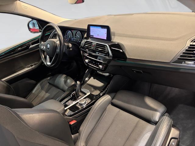 BMW X4 xDrive20i color Negro. Año 2020. 135KW(184CV). Gasolina. En concesionario Automotor Costa, S.L.U. de Almería