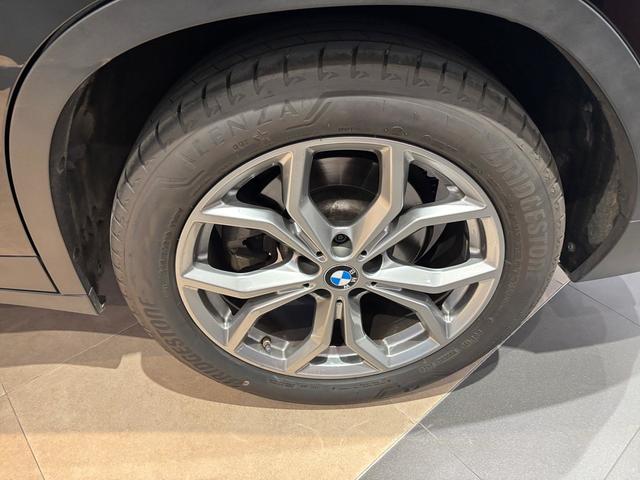 BMW X4 xDrive20i color Negro. Año 2020. 135KW(184CV). Gasolina. En concesionario Automotor Costa, S.L.U. de Almería