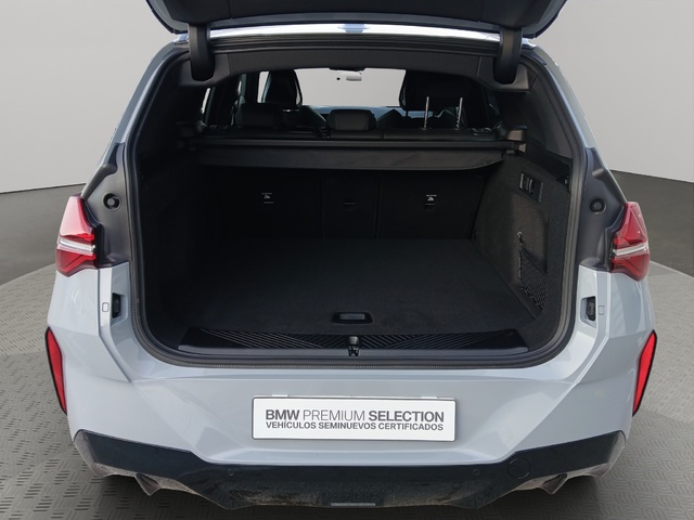 BMW X3 xDrive20d color Gris. Año 2024. 145KW(197CV). Diésel. En concesionario GANDIA Automoviles Fersan, S.A. de Valencia