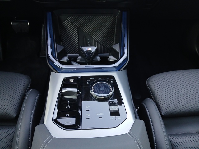 BMW X3 xDrive20d color Gris. Año 2024. 145KW(197CV). Diésel. En concesionario GANDIA Automoviles Fersan, S.A. de Valencia