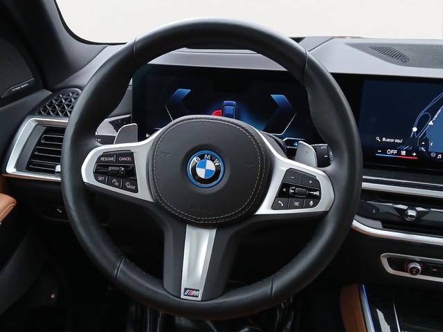 BMW X5 xDrive50e color Negro. Año 2024. 360KW(489CV). Híbrido Electro/Gasolina. En concesionario ALZIRA Automoviles Fersan, S.A. de Valencia