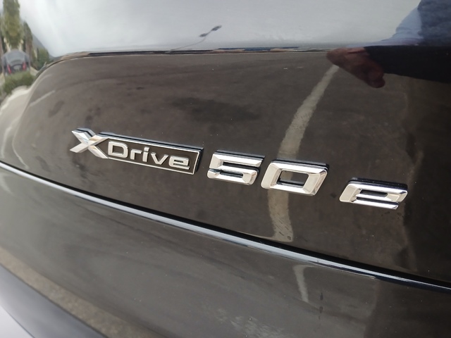 BMW X5 xDrive50e color Negro. Año 2024. 360KW(489CV). Híbrido Electro/Gasolina. En concesionario ALZIRA Automoviles Fersan, S.A. de Valencia