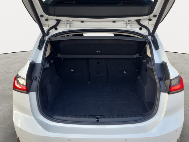 BMW Serie 2 225e Active Tourer color Blanco. Año 2024. 180KW(245CV). Híbrido Electro/Gasolina. En concesionario FINESTRAT Automoviles Fersan, S.A. de Alicante