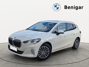 Fotos de BMW Serie 2 225e Active Tourer color Blanco. Año 2024. 180KW(245CV). Híbrido Electro/Gasolina. En concesionario FINESTRAT Automoviles Fersan, S.A. de Alicante