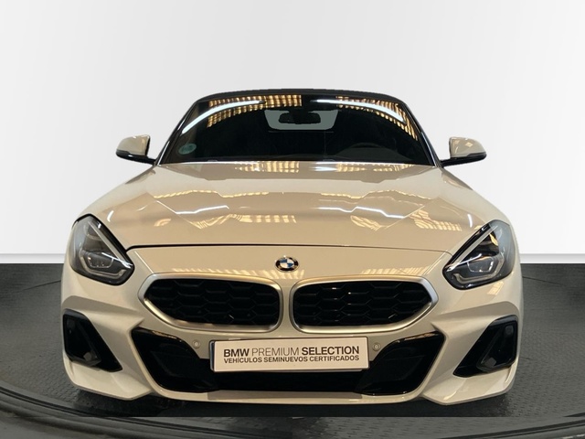 BMW Z4 sDrive20i Cabrio color Blanco. Año 2024. 145KW(197CV). Gasolina. En concesionario Proa Premium Palma de Baleares