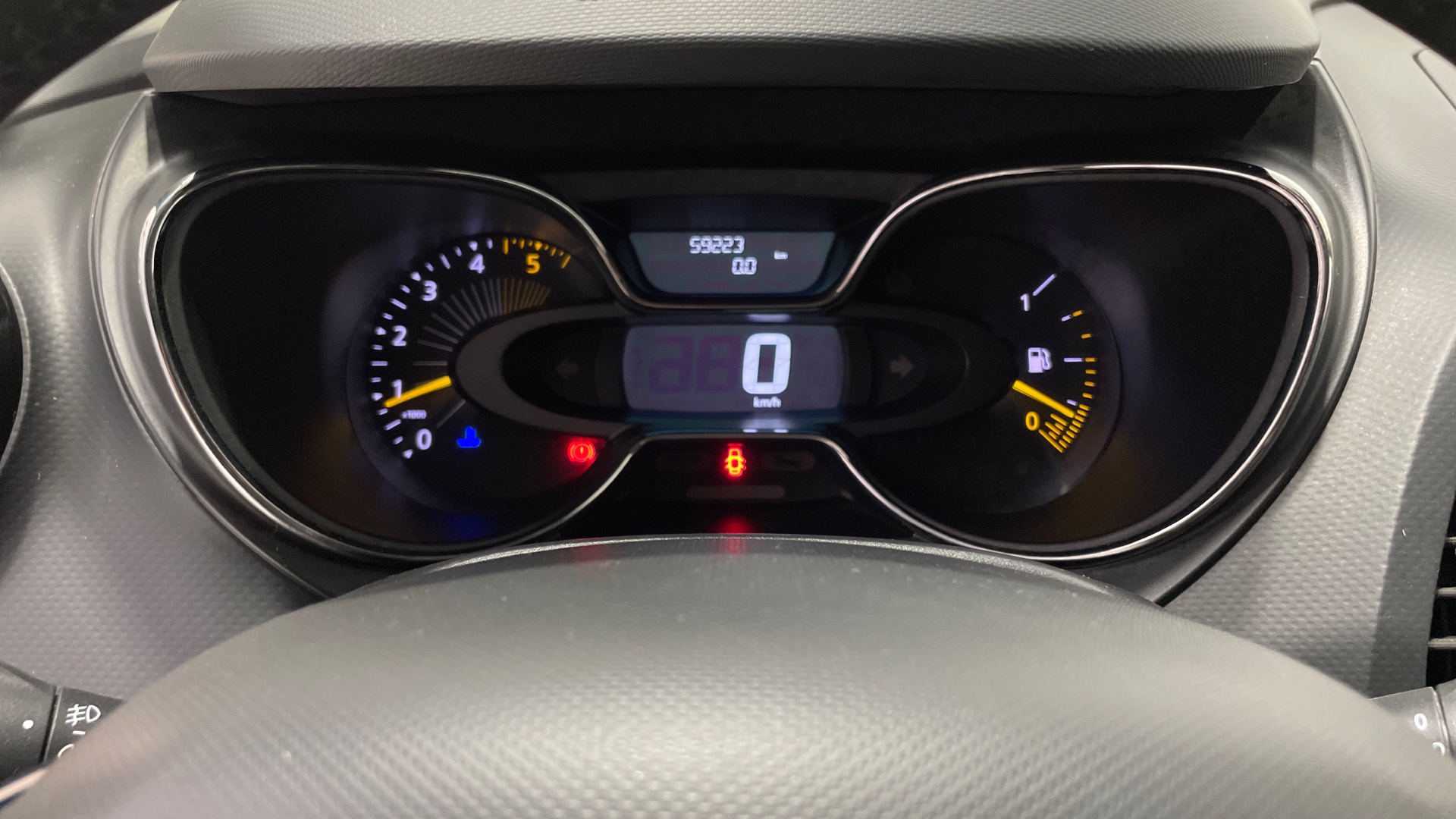 Renault Captur TCe 90 - 6