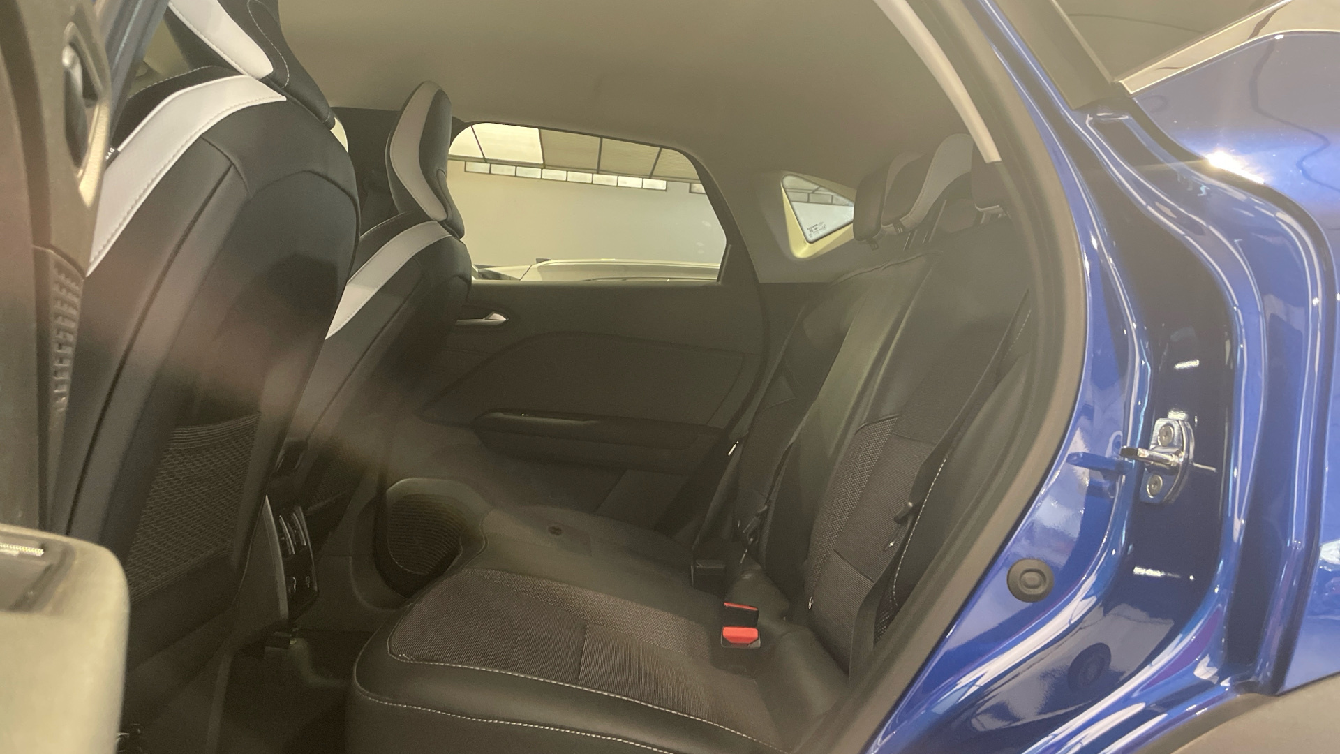 Renault Captur E-Tech híbrido - 12