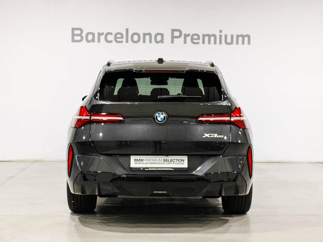BMW X3 xDrive20i color Gris. Año 2025. 153KW(208CV). Gasolina. En concesionario Barcelona Premium -- GRAN VIA de Barcelona