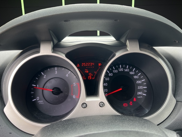 Nissan Juke 1.5 dCi Acenta 4x2 81 kW (110 CV)