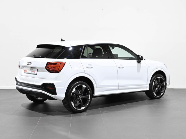 Audi Q2 Black Line 35 TDI 110 kW (150 CV) S tronic 3