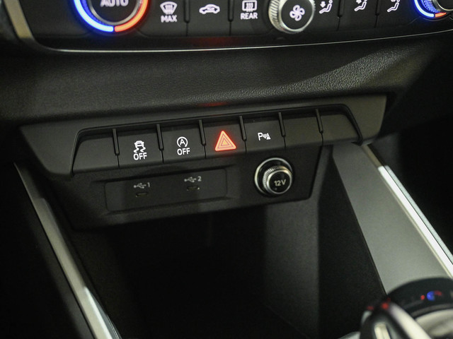 Audi A1 Sportback Adrenalin edition 30 TFSI 85 kW (116 CV) S tronic 11