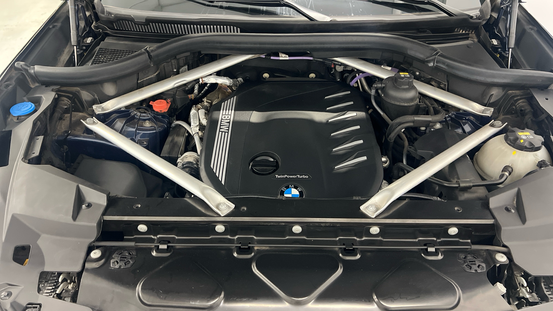 BMW X6 xDrive40d - 10