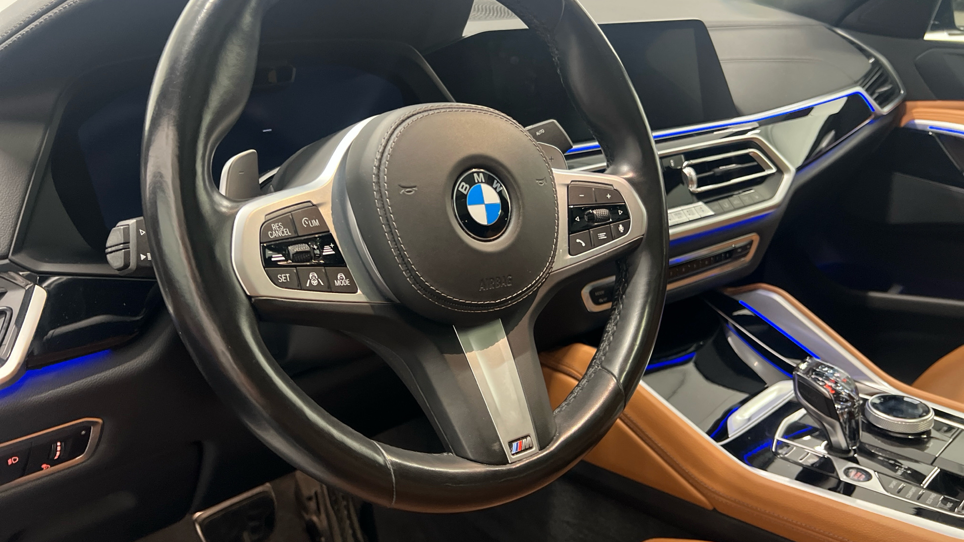 BMW X6 xDrive40d - 12