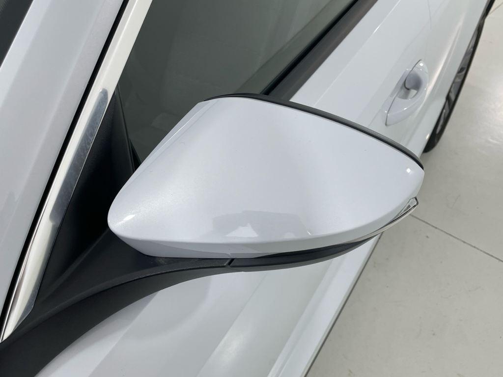Volkswagen T-Roc 1.5 TSI - 13