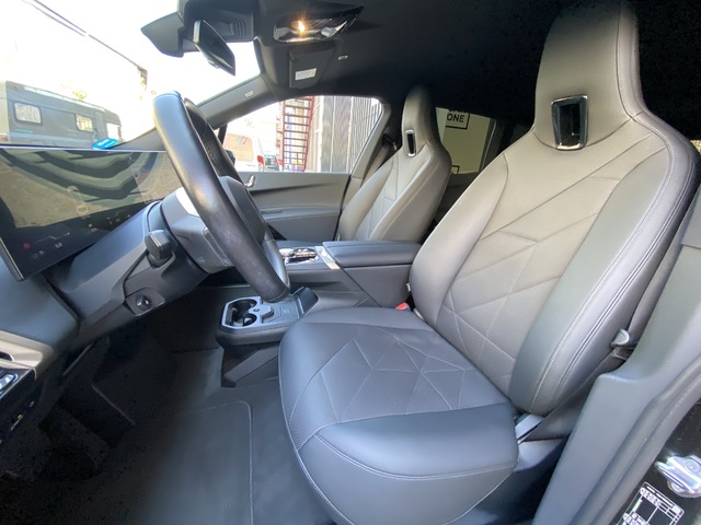 BMW iX xDrive40 240 kW (326 CV)