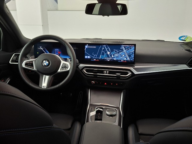 BMW Serie 3 318d color Negro. Año 2024. 110KW(150CV). Diésel. En concesionario Automoviles Bertolin, S.L. de Valencia