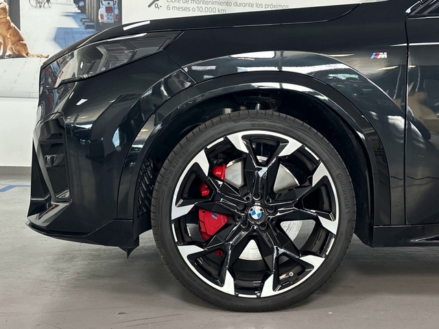 BMW X2 M35i color Negro. Año 2025. 221KW(300CV). Gasolina. En concesionario Triocar Gijón (Bmw y Mini) de Asturias